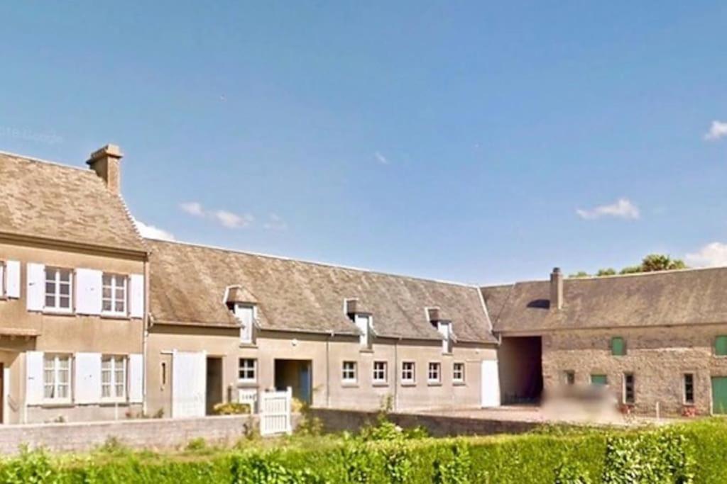 Gite Spacieux Et Chaleureux Sainte-Mère-Église المظهر الخارجي الصورة